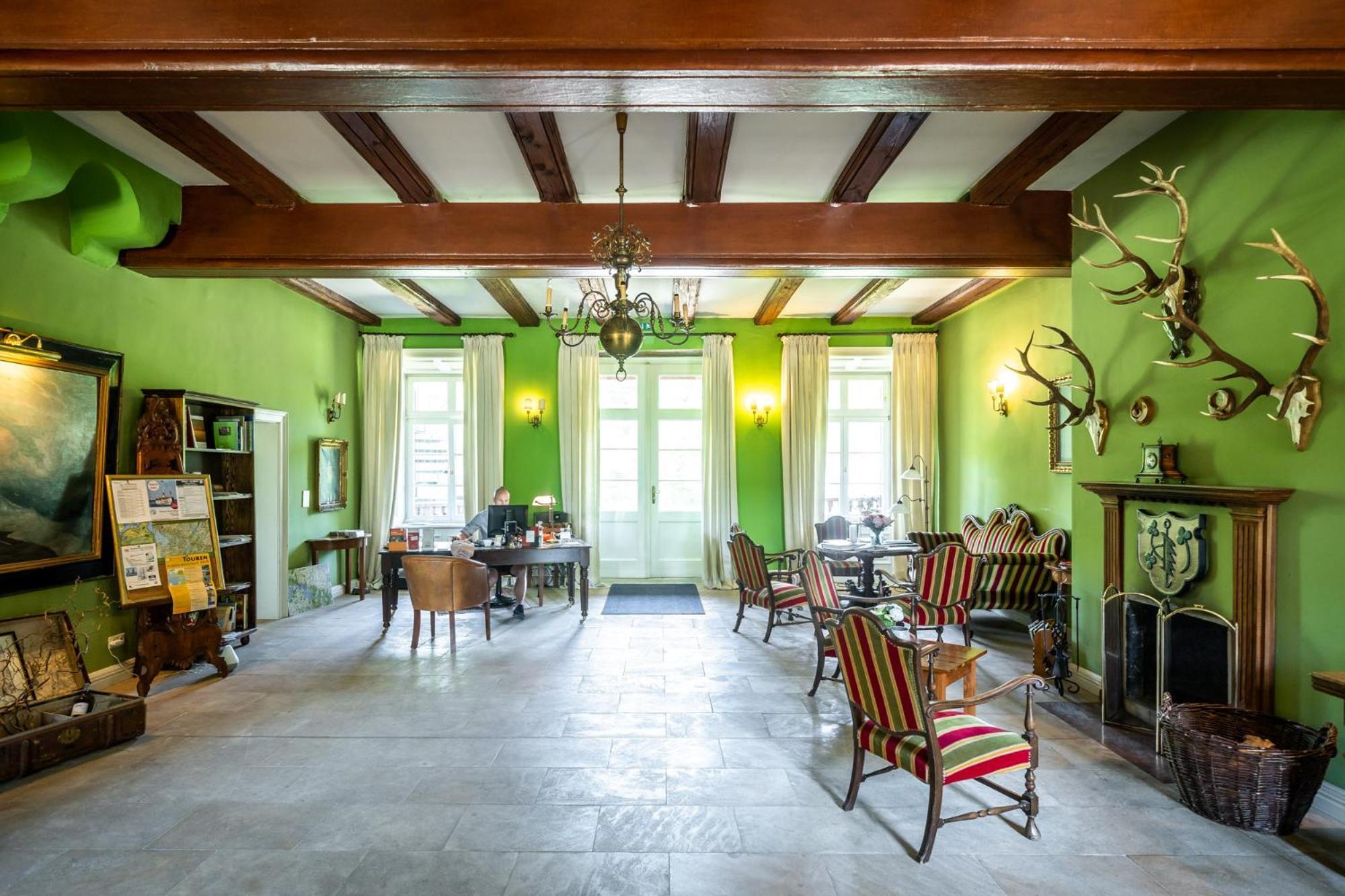 Romantik Hotel Gutshaus Ludorf Ngoại thất bức ảnh