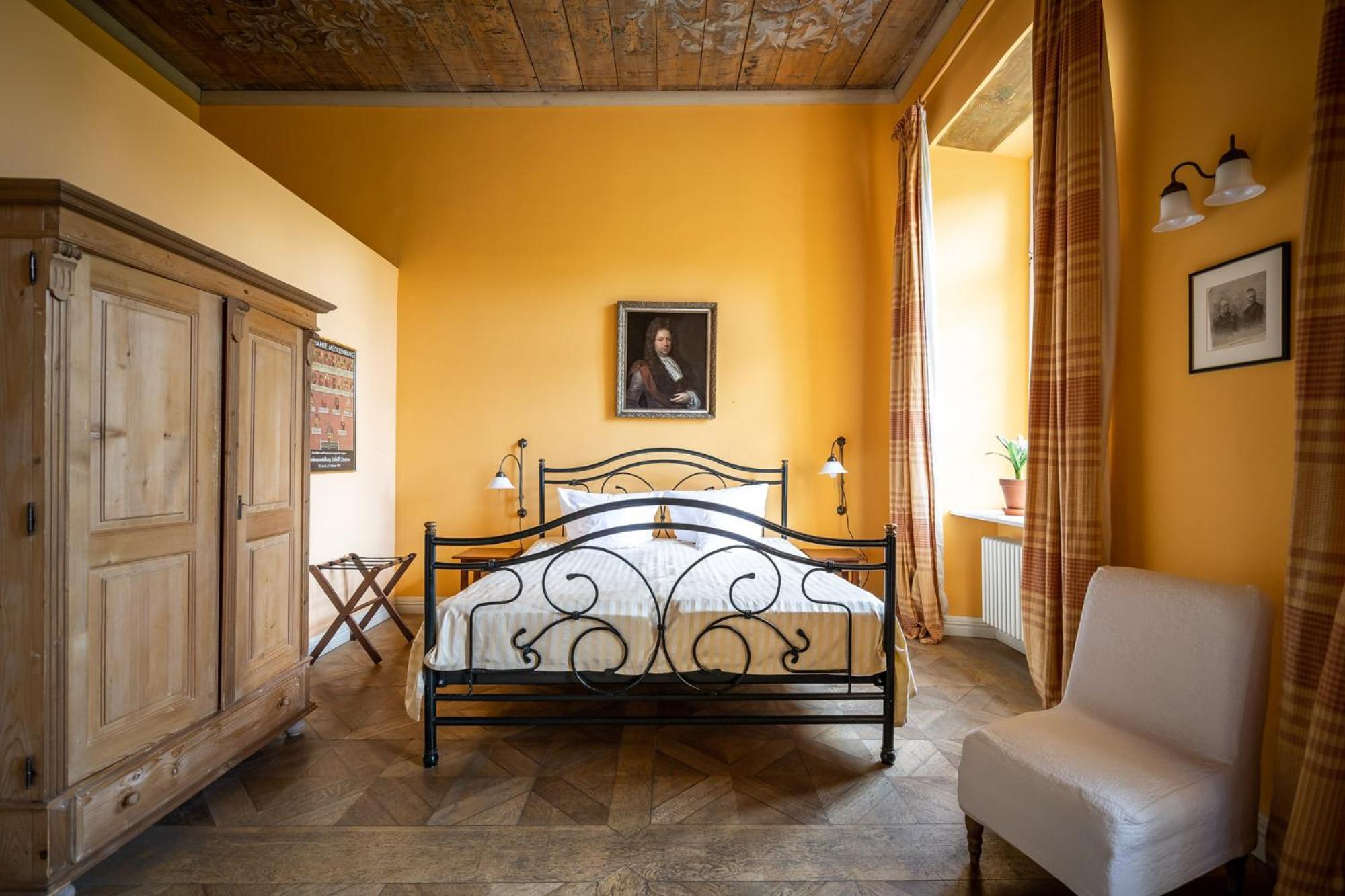 Romantik Hotel Gutshaus Ludorf Ngoại thất bức ảnh