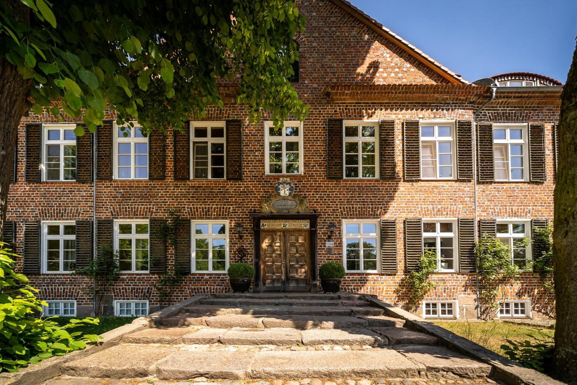 Romantik Hotel Gutshaus Ludorf Ngoại thất bức ảnh